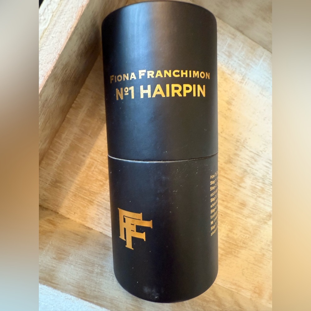 Never been worn Mona Franchimon No 1 Black Hairpin (Set of 5) - Picture 8 of 13